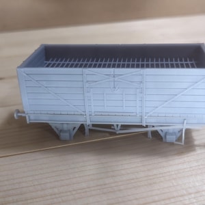 7 Plank Open Wagon in 00 Gauge