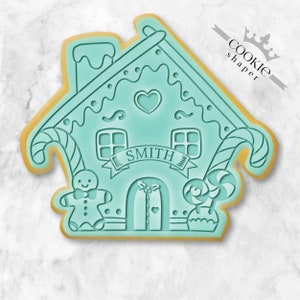 Christmas House (L) | Custom Cookie Stamp and Cookie Cutter | Embosser with Personalized Family Name
