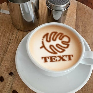 Foglia grande, stencil per caffè personalizzato in plastica organica. Richiedi il tuo rendering 3D gratuito prima di acquistare!