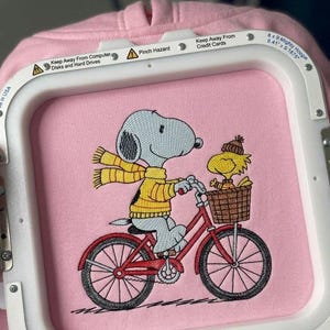 Machine Custom Embroidered Patches, Iron-On Name Tags, Scout Badges, Uniform Emblems