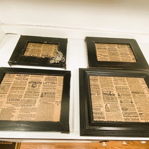 Alzata per esposizione invecchiata, alzata per gioielli, vassoio per gioielli con piedi, alzata per gioielli con stampa di giornale, vassoio per alzata con piedi
