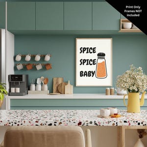 Print in cartoonstijl, Leuke keukenmuurkunst, Grappige teksten, New Home, Coffee Addict, Homeware-print, Spice Spice Baby-afdruk