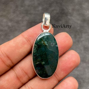 Handgefertigte Oval Moosachat Anhänger: 925 Sterling Silber Edelsteinschmuck