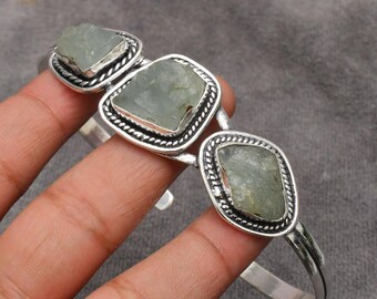 天然アクアマリン カフブレスレット：925スターリングシルバーの誕生石ジュエリー