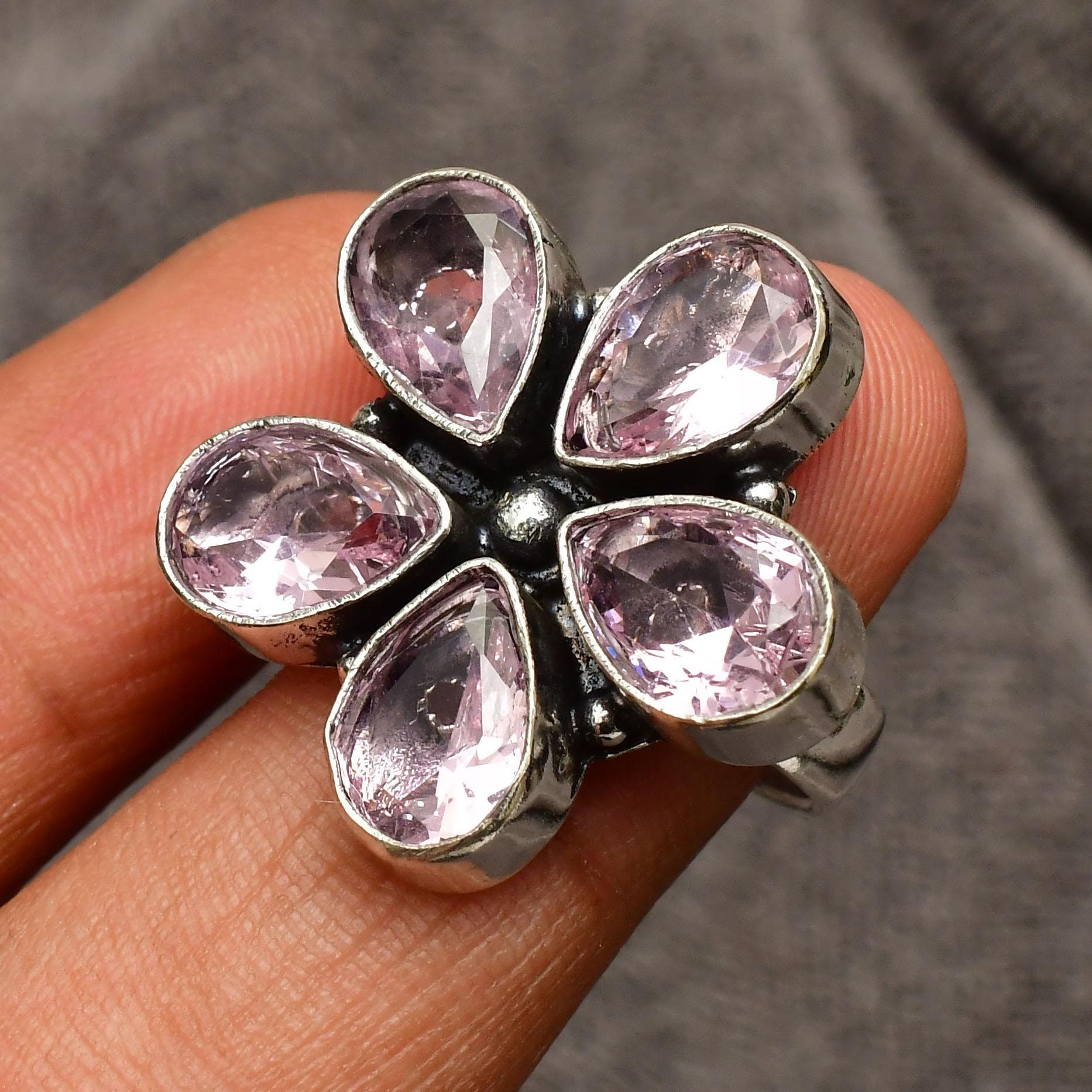 Anello solitario in argento sterling con Kunzite brasiliana, 1,64 carati