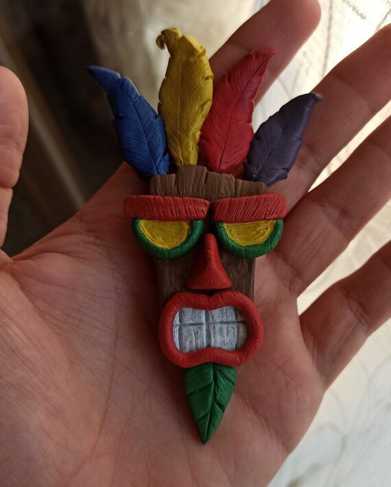 Crash Bandicoot Unofficial Aku Aku Magnet -  Hong Kong