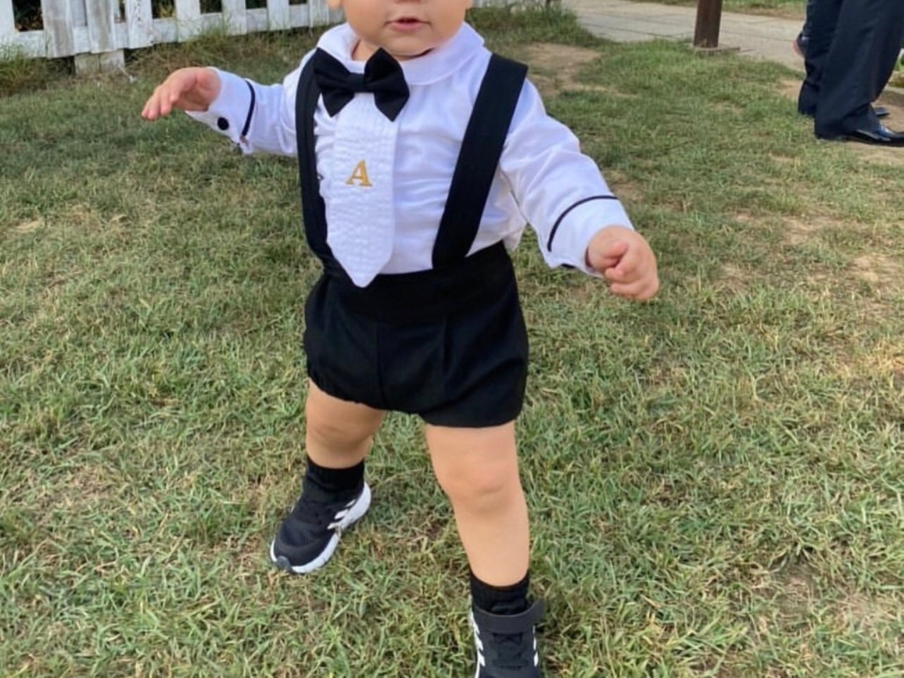 Elegan | Baby boy dress, Baby boy suit, Boys birthday outfits