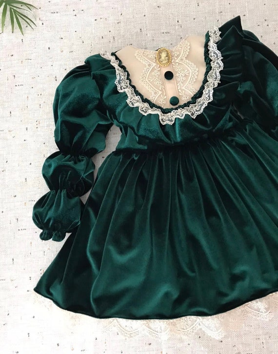Luxury velvet shop santa dress