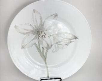 Vintage Corelle Speiseteller - Elegantes Lilienmuster - Leicht und langlebig - in den USA hergestellt