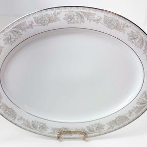 Noritake vintage retired “Belmont” pattern 16” large oval platter