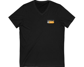 Modo avión V-Neck Shirt, iPhone Camisa Avión, Camisa De Viaje, Regalo Aventurero, Regalo Para Viajero, Modo Avión, Camisa De Vacaciones