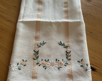 Vintage geborduurde handdoek