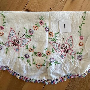 Vintage Table Runner, vintage embroidered table runner, embroidery, vintage linen, table runner, flowers, table linen, flowers, butterfly
