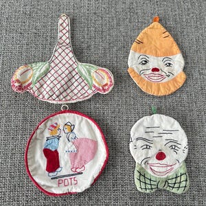 Vintage Appliqued Pot Holder: Embroidered, Hot Pad