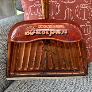 Vintage Dustpan, vintage cleaning, dust pan, Handy Helper, copper, metal,