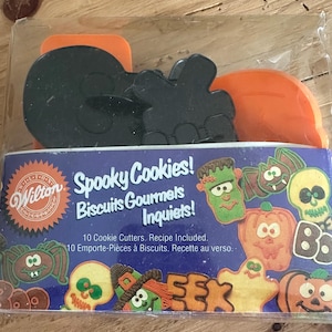 ヴィンテージハロウィンクッキーカッターセット、ヴィンテージハロウィン、ハロウィン、ヴィンテージ、ベーキング、クッキー、クッキーカッター、キッチンガジェット、秋、キッチン