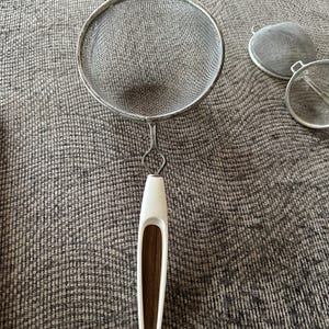 Vintage Kökssil Vit Brun Handtag
