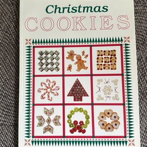 Vintage Paperback Cookbook, vintage, vintage kitchen, Christmas, cookies, baking, cooking, vintage cookbook, cookbook, Christmas cookies
