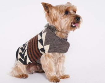 Handmade Small Dog Poncho: Ecuadorian Artisan Design
