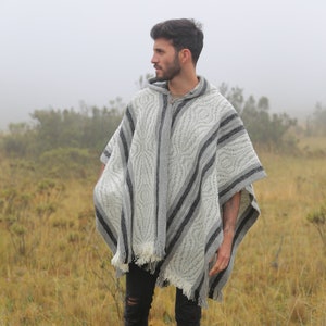 100% wool poncho perfecte for cold weater