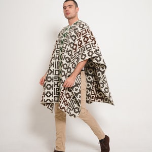 Elevate your style with our Closed Oversized Unisex Poncho. Fashion meets comfort in this lightweight, hypoallergenic design, perfect for all seasons. Ethically crafted with vegan materials