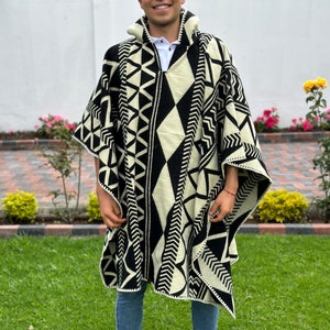 Ponchos For Men, Andean Poncho, Ecuador Poncho, Man Poncho Closed Black