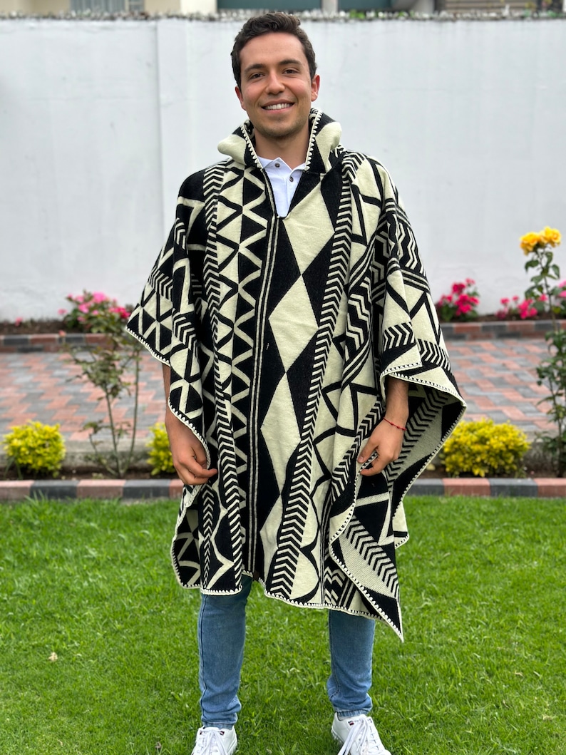 Ponchos For Men, Andean Poncho, Ecuador Poncho, Man Poncho Closed Black