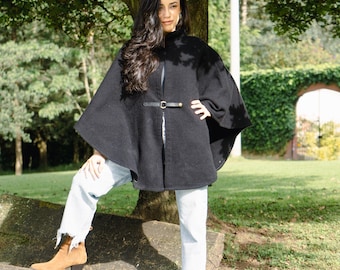 Cape Coat Kana , Women Cape Coat, Elegant Cape, Plain Colors, Brown, Green, Black.