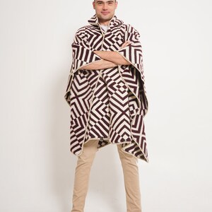 Poncho With Hood, Andean, Chunky. Hooded Poncho Raymi Red Wine