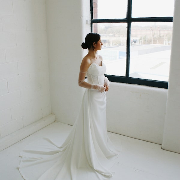 Luxurious A-line Wedding Gown, Custom Rose  Wedding Dress, Ivory Crepe Bridal Gown, Crepe A-line Wedding Dress with Detachable Skirt