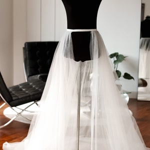 Detachable Tulle Wedding Overskirt: 4 Layer Bridal Skirt with Satin Belt
