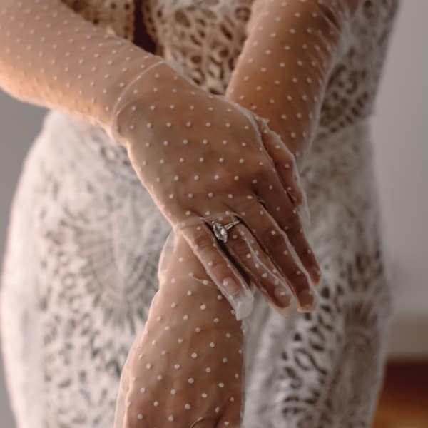 Gants de mariage en tulle blanc à pois, Gants de cérémonie à pois blancs, Gants de mariage en tulle à pois, Gants de mariée blancs à pois