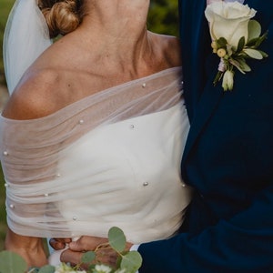 Schulterfrei Perle Brautschal, Brautstola mit Tüll, Schulterfrei Hochzeit Bolero, Weißer Brautschal, Hochzeit Kap, Perle schal