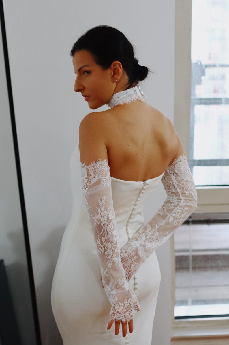 Chantilly Lace Bridal Sleeves: Ivory Detachable Fingerless Wedding Gloves image 6