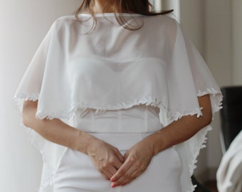 Braut-Cape aus Seiden-Chiffon: Blätterborte für die Braut