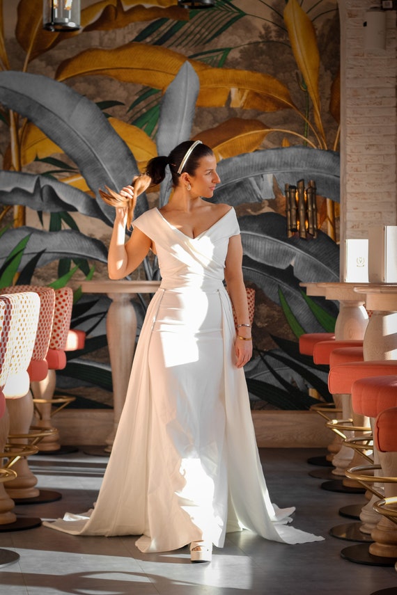 Crepe off the shoulder wedding dress hot sale