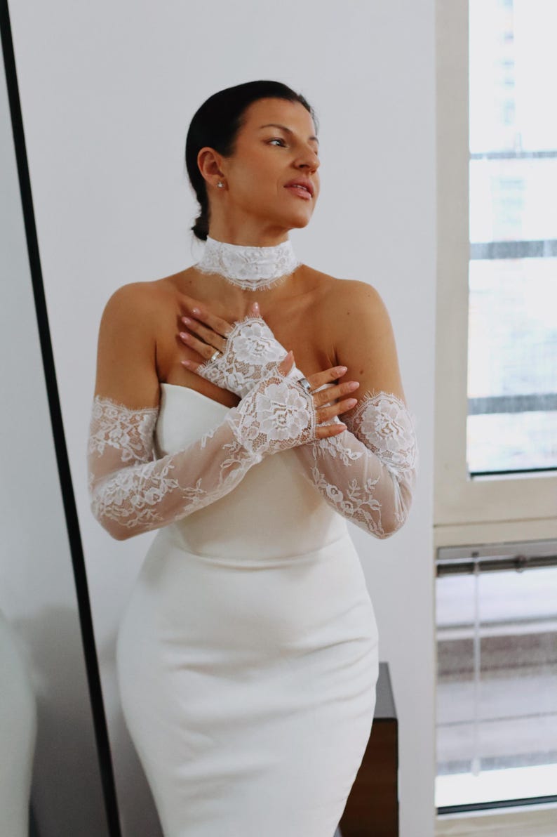 Chantilly Lace Bridal Sleeves: Ivory Detachable Fingerless Wedding Gloves image 4