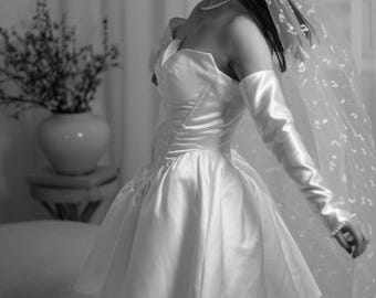 Handmade 3D Petals Wedding Veil: Soft Tulle Bridal Veil