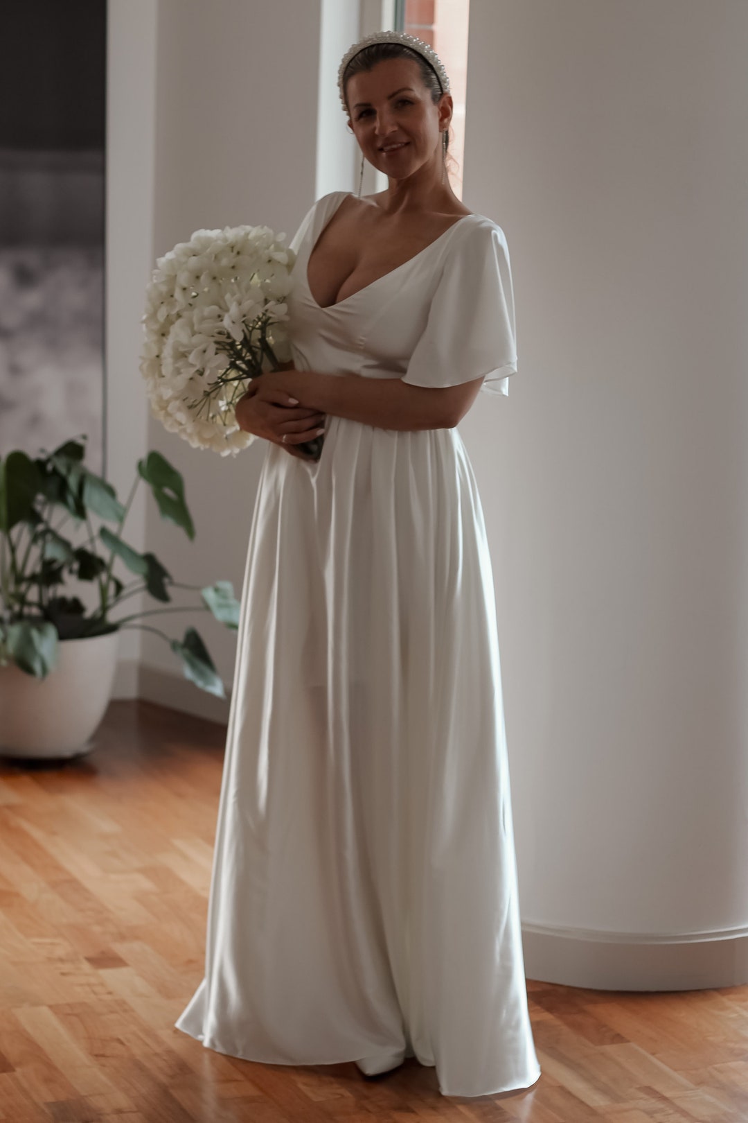 Vintage Wedding Dress With Soft Satin Fabric main image 0