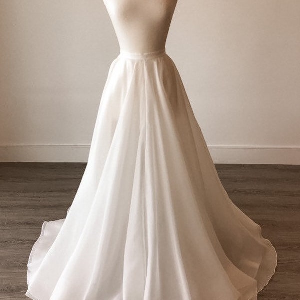 Detachable Wedding Tulle Overskirt|  Bridal Tulle Overskirt | Tulle Wedding Skirt | Off-White Tulle Organza Overskirt | Wedding Tulle Train