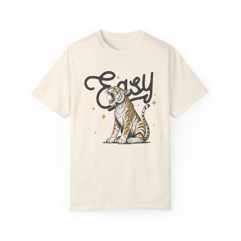 Camiseta Easy Tiger Graphic, Camiseta Tiger, Comfort Colors, Camiseta Boho, Camiseta de inspiración vintage a la moda, Camiseta Boho para mujer, Ropa estética imagen 4