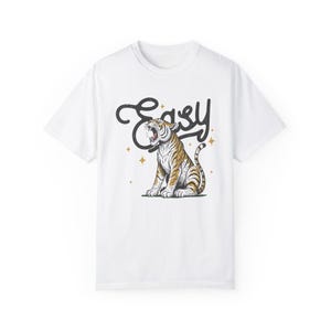 Camiseta Easy Tiger Graphic, Camiseta Tiger, Comfort Colors, Camiseta Boho, Camiseta de inspiración vintage a la moda, Camiseta Boho para mujer, Ropa estética imagen 5