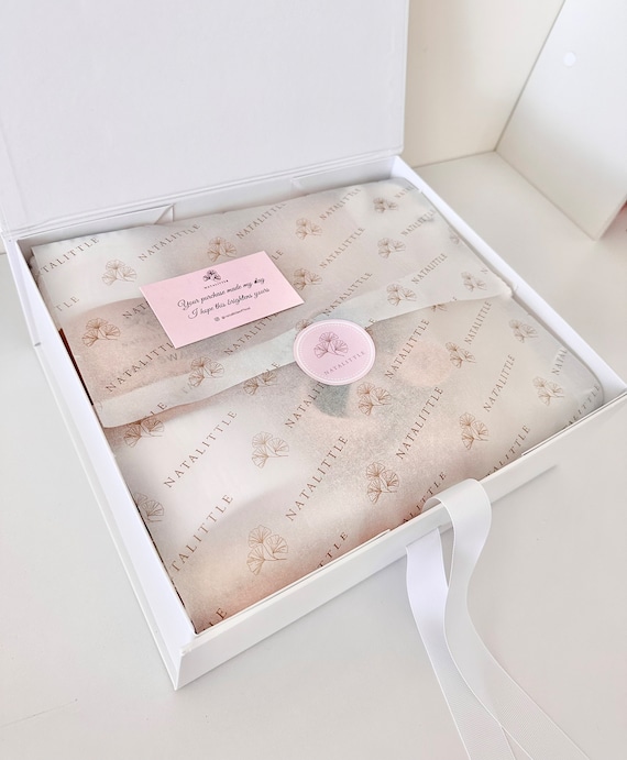 Personalized Twin Baby Gift Box, Twin Boy Girl Gift, Newborn Twin