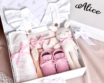 Personalized Baby Girl Gift, Baby girl gift box, Newborn girl hamper, Baby shower gift, Baby gift set, New parents gift, Gift for newborn