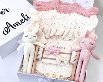 Personalized Twin Baby Girls Gift, Newborn twin gift, Baby shower twin gift, Twin arrival gift set, Twins girls gift set, Twins hamper