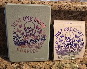 Just One More Chapter Skeleton Decal – Holographic Book Lover Sticker – Goth Reader Vinyl – Dark Academia Bookish Gift – Spooky Reading