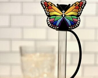 Topper in silicone per cannuccia o topper per matita Stanley Tumbler o accessori per bottiglie d'acqua - Farfalla arcobaleno