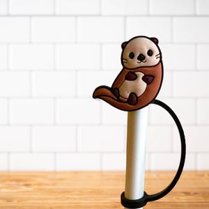 シリコンストロートッパーまたはペンシルトッパー スタンレータンブラーまたはウォーターボトルアクセサリー - ラッコ