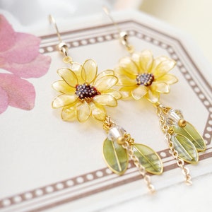 Sunflower Earrings, Dangle Drop Earrings, Resin Floral Earrings, Sunflower Lover Gift,  Cottagecore Earrings, Gift for her