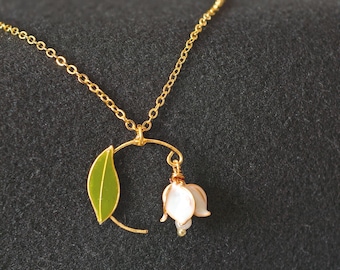 Colar Lírio-do-vale, Pingente de Flor de Resina com Pérola, Flor de Nascimento de Maio